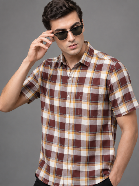Men Regular Fit Checkered Spread Collar Casual Cotton Shirt