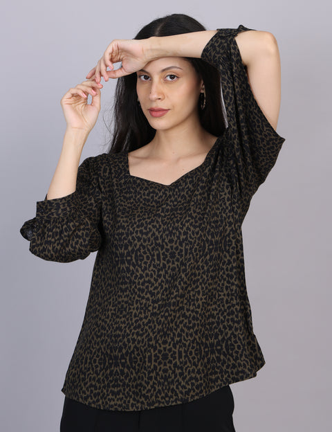 Wearhouse Women's Olive Woven Slim Fit Cotton Top