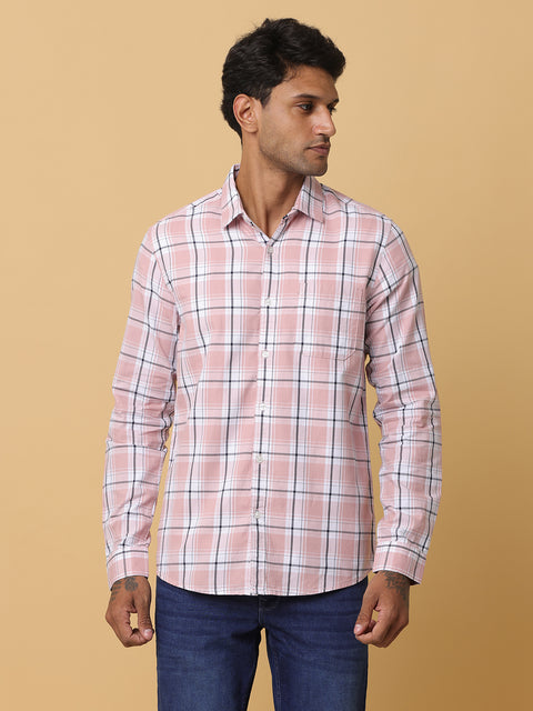 Men's Peach Slim Fit Checkered Casual Shirt