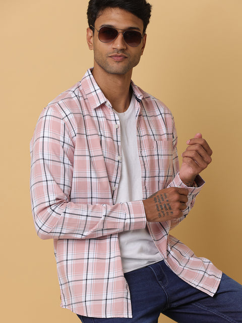 Men's Peach Slim Fit Checkered Casual Shirt